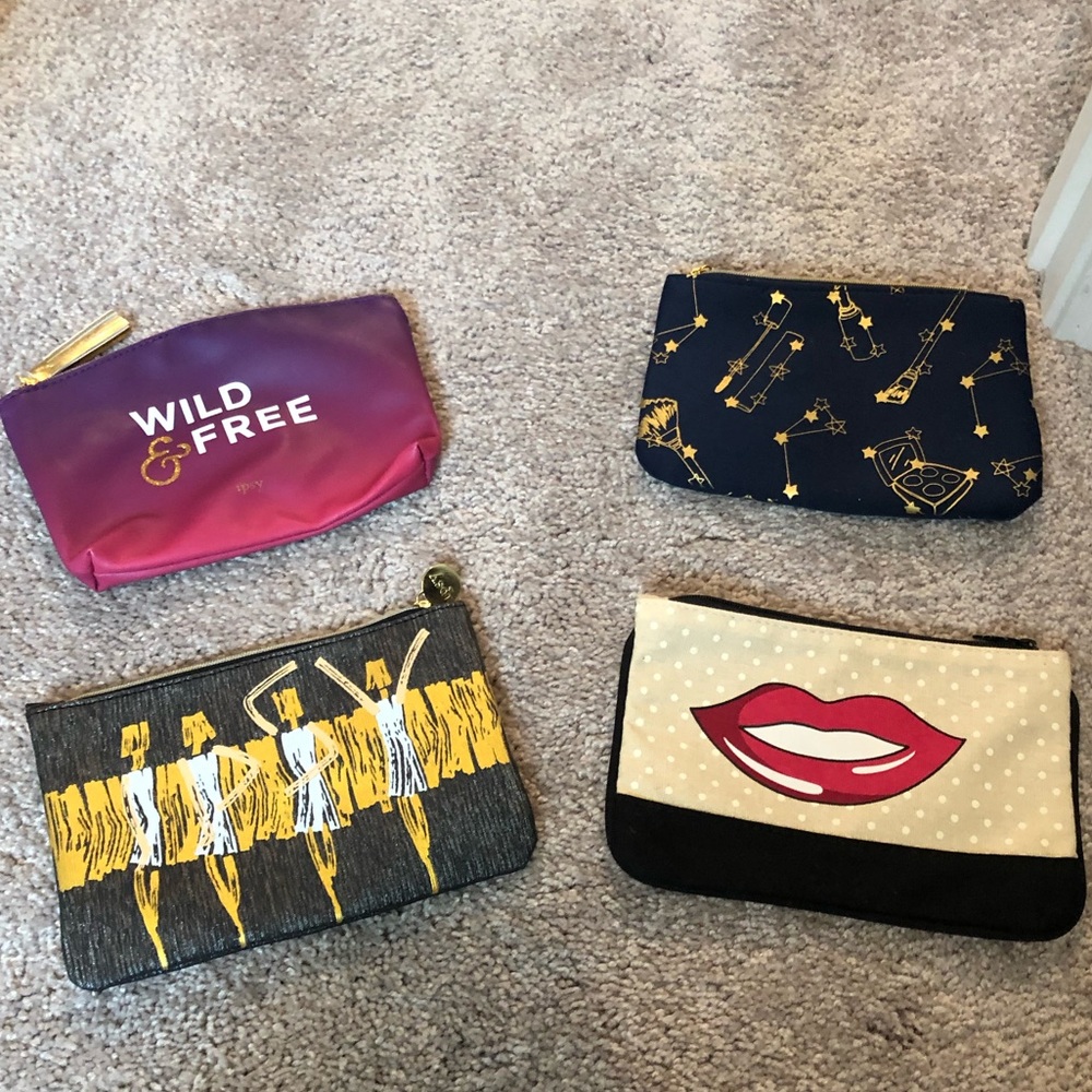 Cosmetic bags